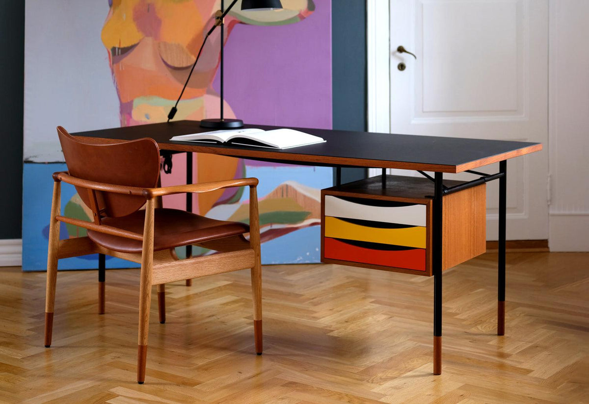 Nyhavn Desk | With Drawers, Finn juhl, House of finn juhl