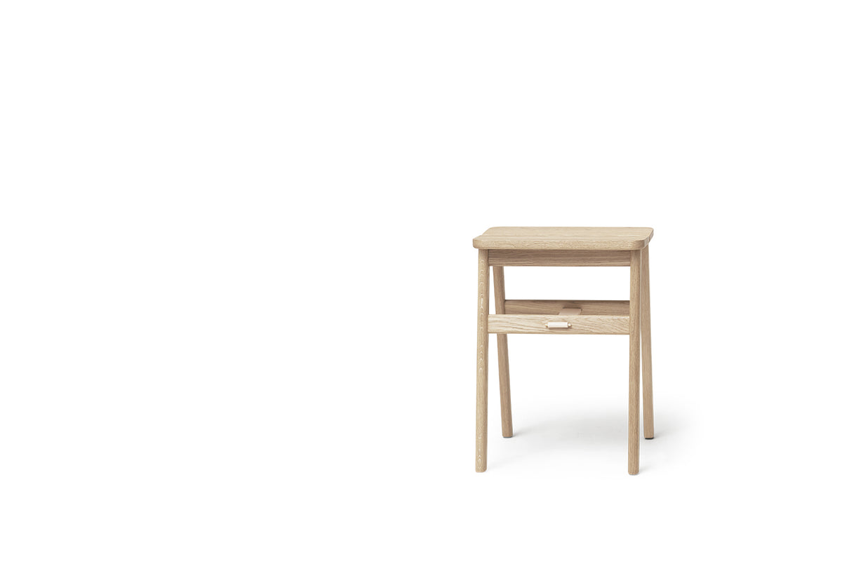 Angle Foldable Stool, Herman studio, Form and refine