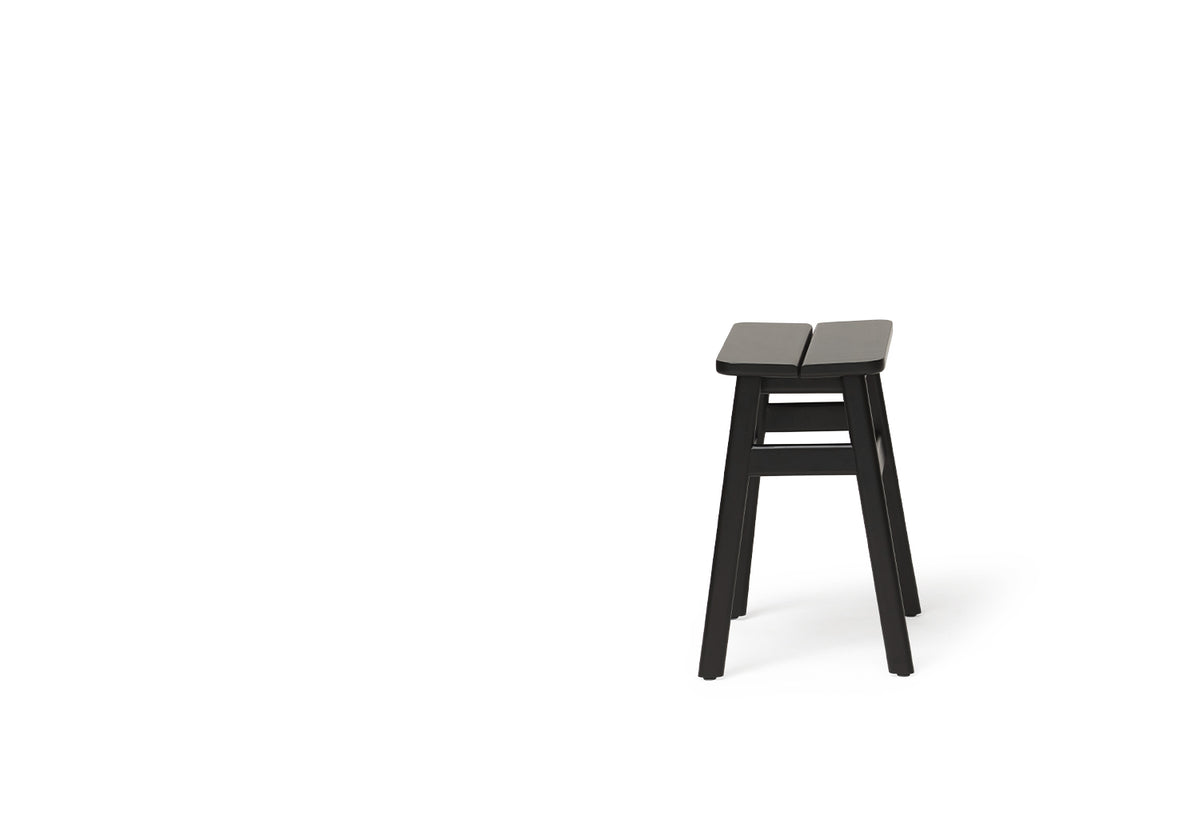 Angle Standard Stool, Herman studio, Form and refine