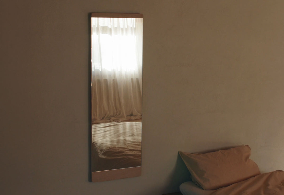 Rim Wall Mirror, Herman studio, Form and refine