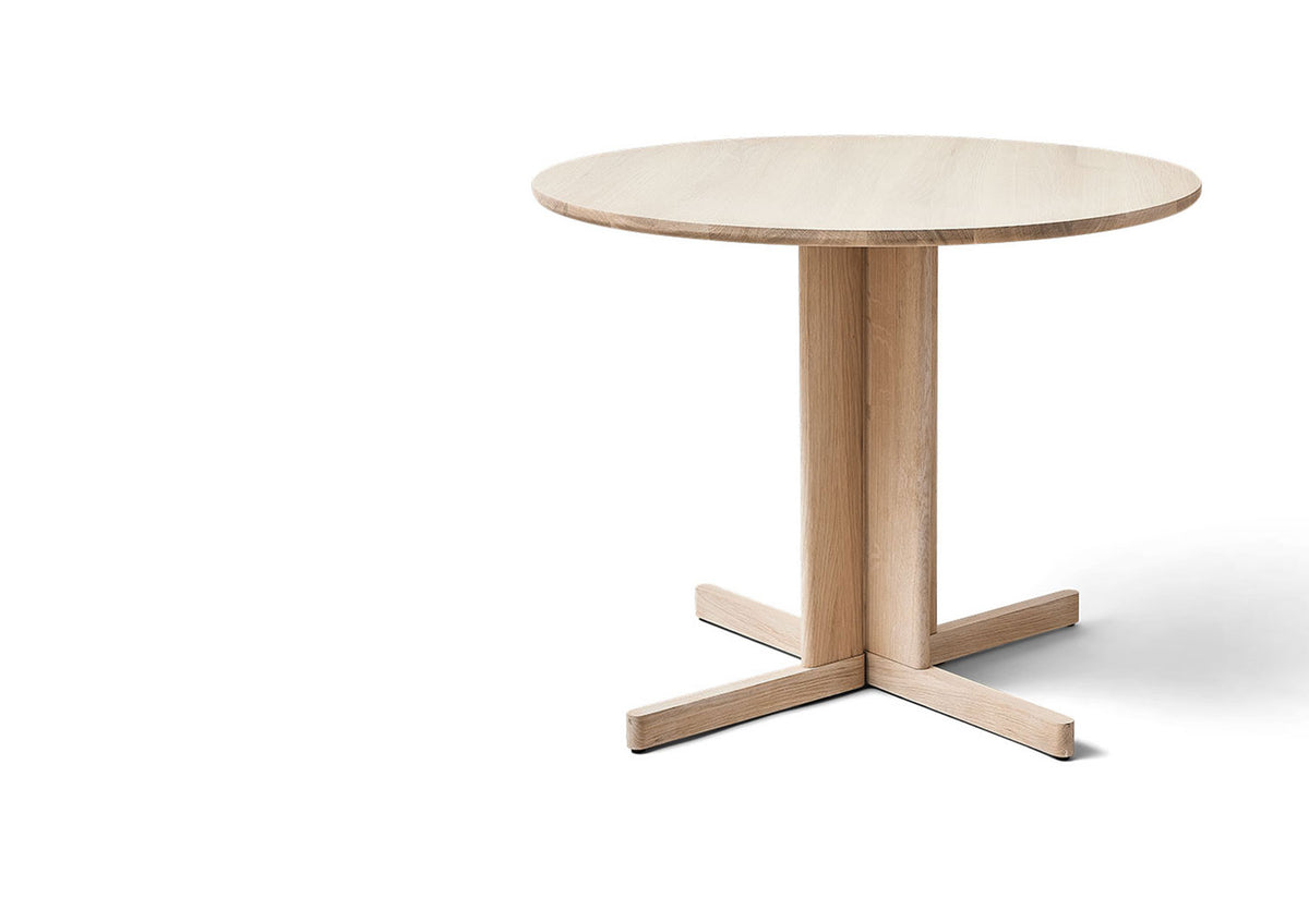Trefoil Round Table, Herman studio, Form and refine