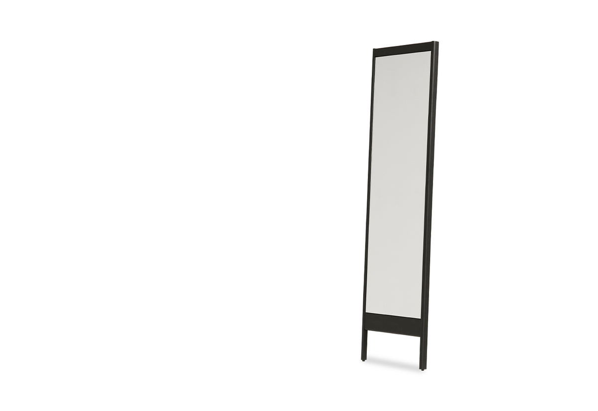 A Line Mirror, Herman studio, Form and refine