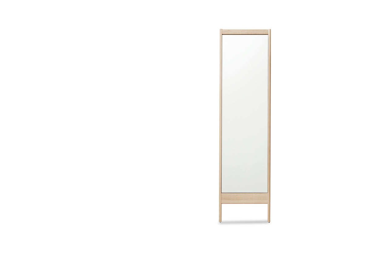 A Line Mirror, Herman studio, Form and refine