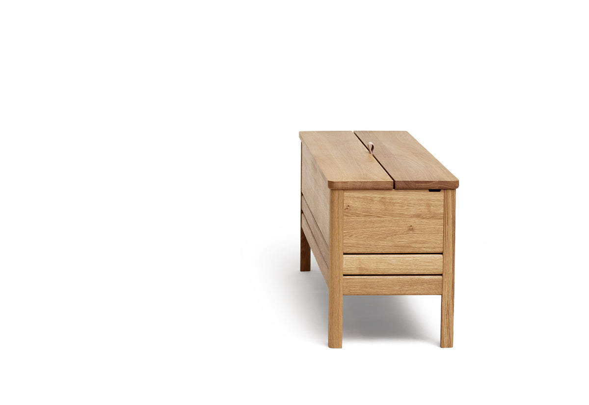 A Line Storage Bench 111, Herman studio, Form and refine