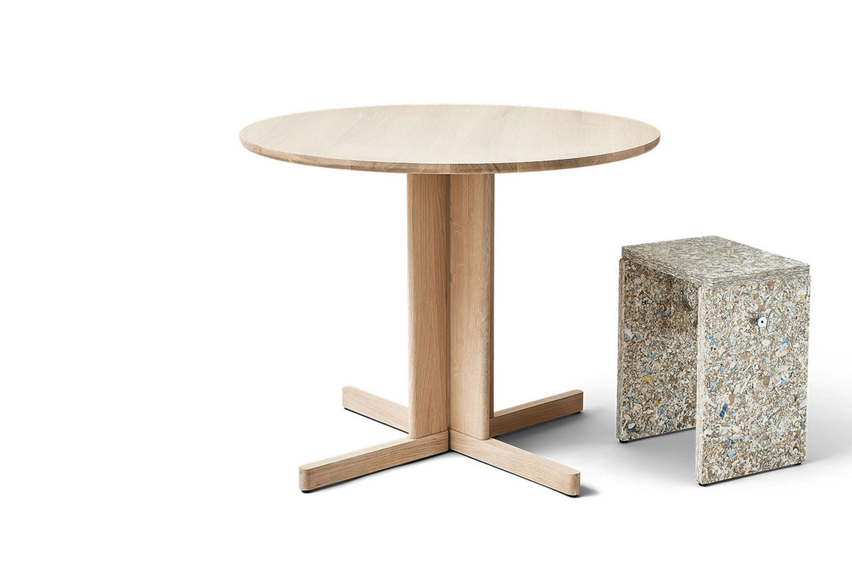 Trefoil Round Table, Herman studio, Form and refine