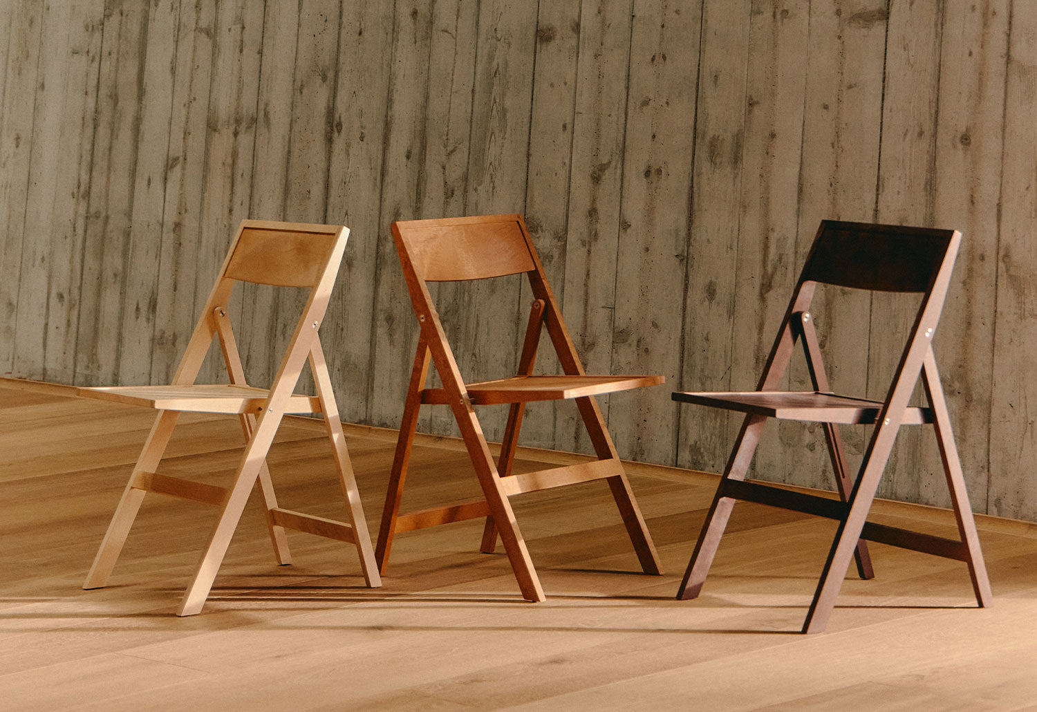 FRAMA Folding Flat Chair | twentytwentyone