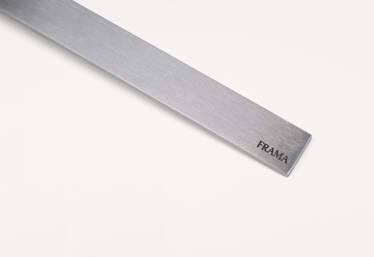 Ground Bottle Opener, Frama