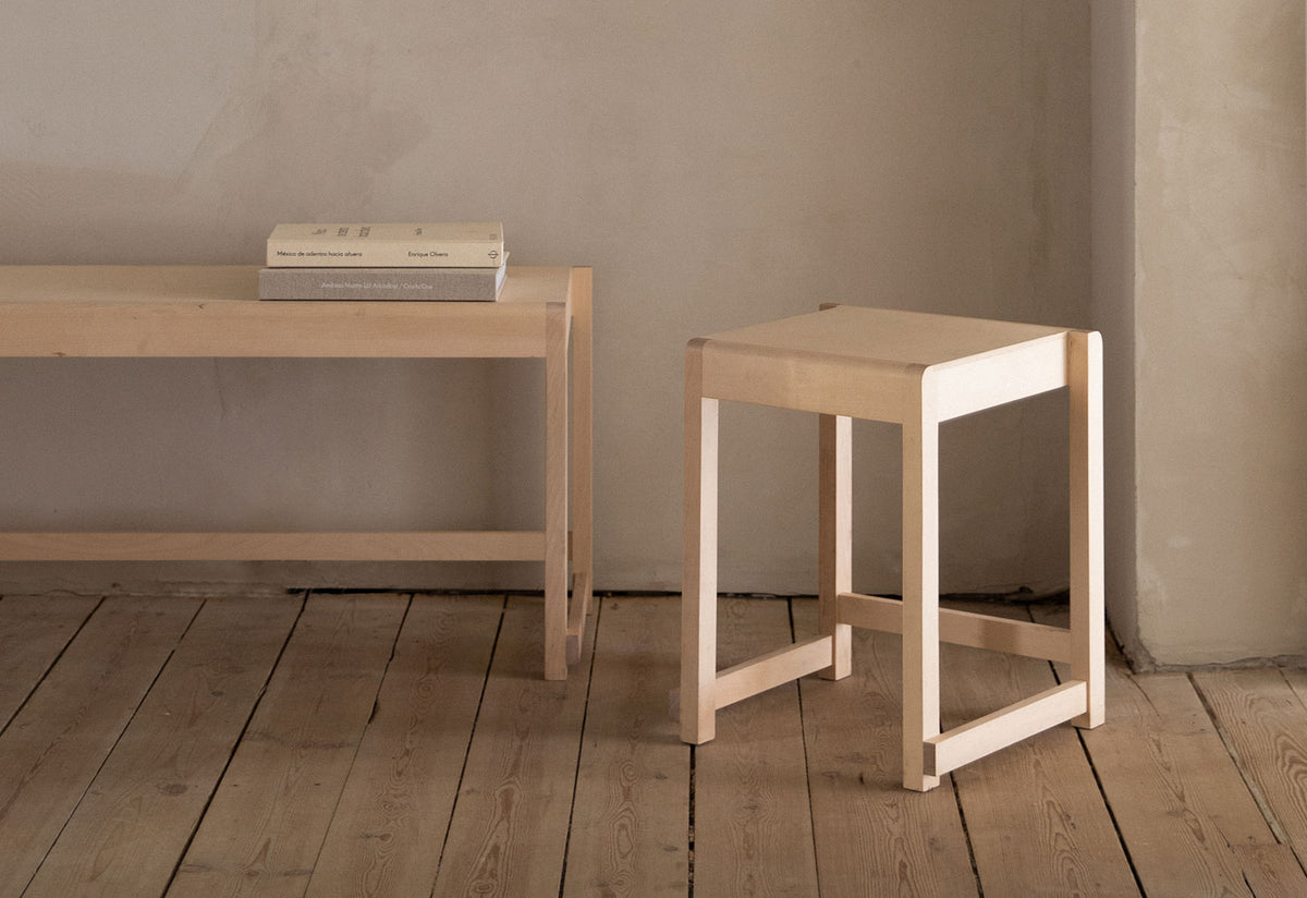 Low Stool 01, Frama