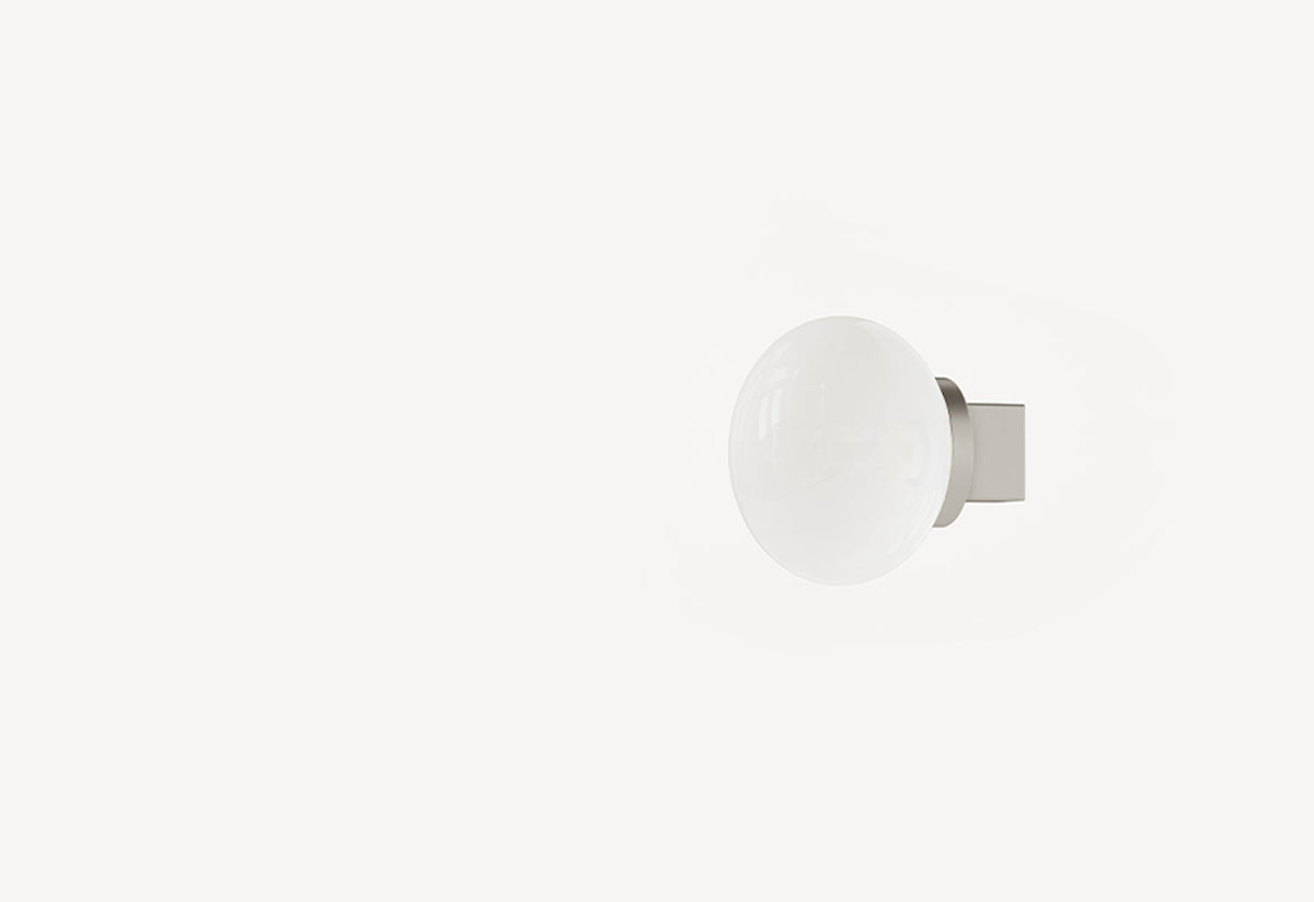Ovoid Sconce, Frama