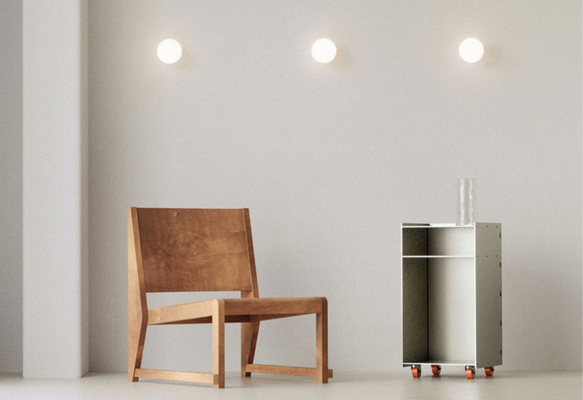 Ovoid Sconce, Frama