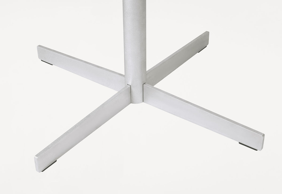 Tasca Table, Pedro  sottomayor, Frama