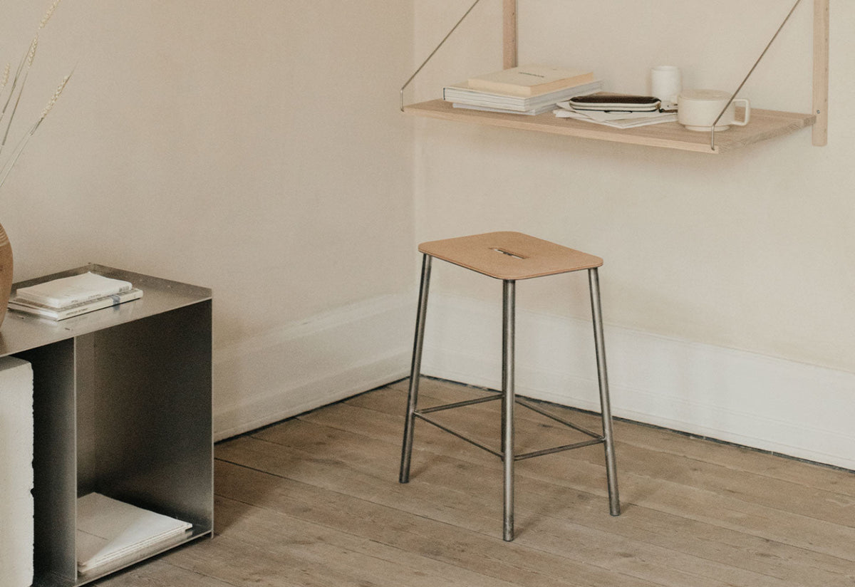 Adam Stool, Toke lauridsen, Frama