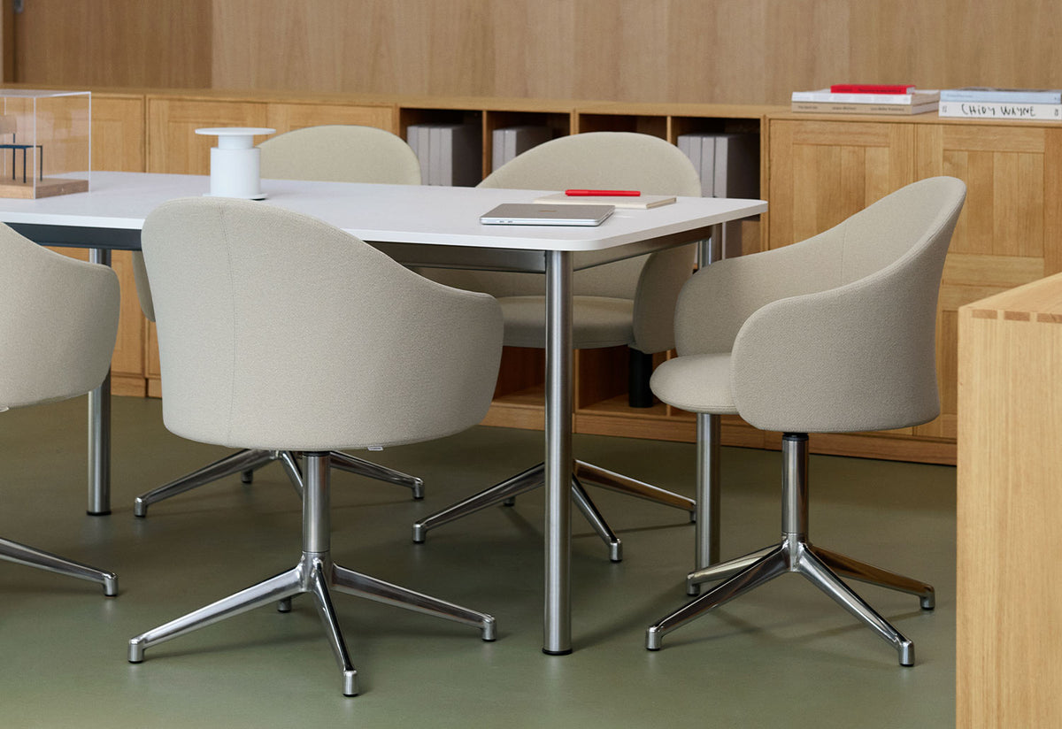 Gomo Armchair | Swivel Base, Hugo passos, Fredericia