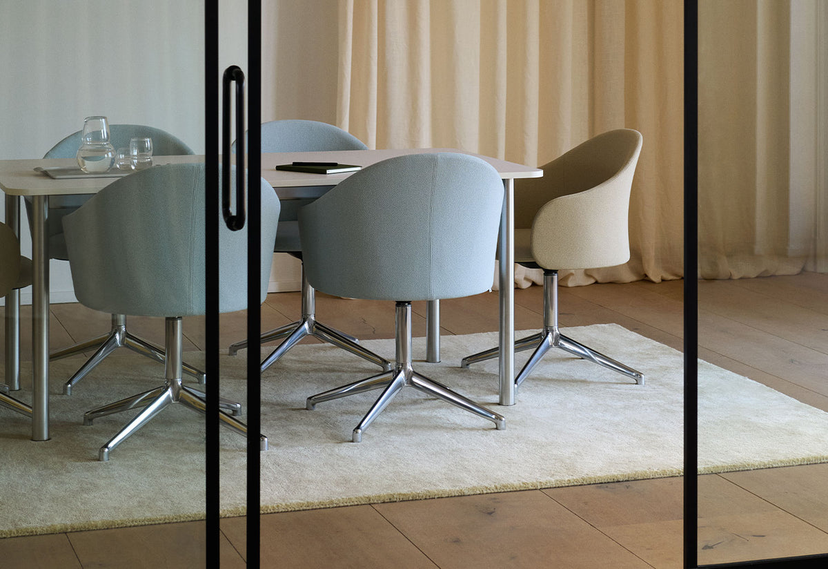 Gomo Armchair | Swivel Base, Hugo passos, Fredericia