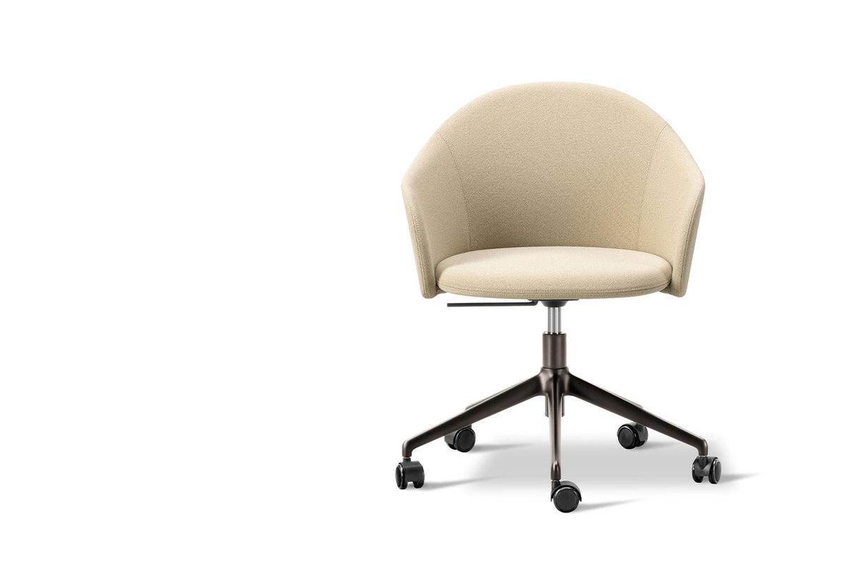 Gomo Armchair | Swivel Base, Hugo passos, Fredericia