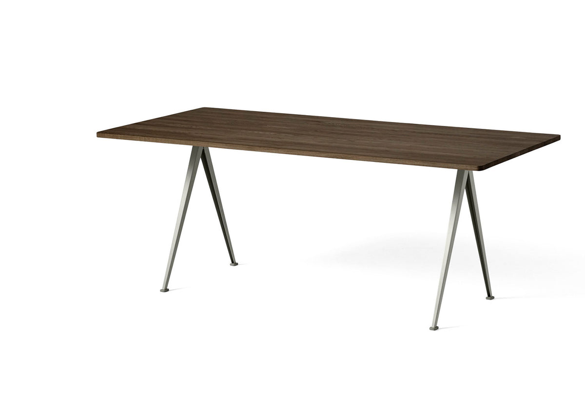 Pyramid Table, Wim rietveld, Hay