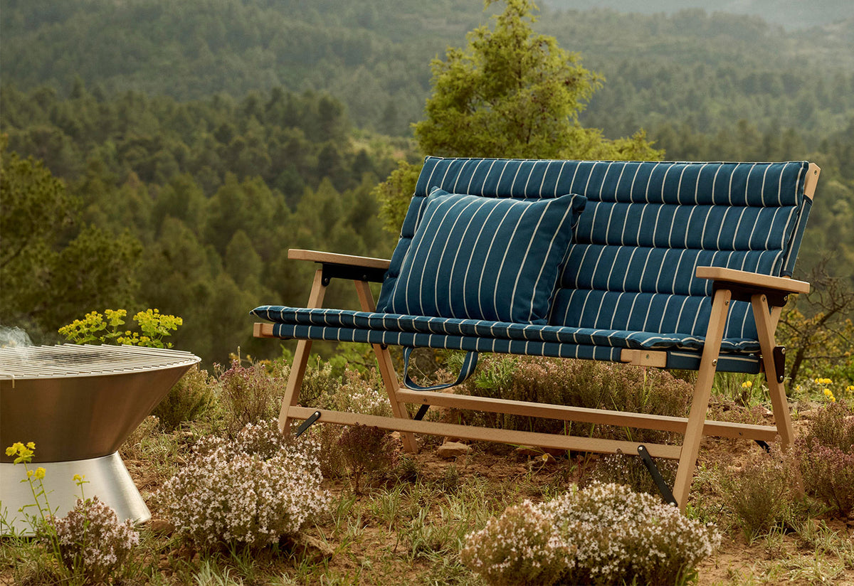 Outdoor Market Folding Sofa | Ex-Display