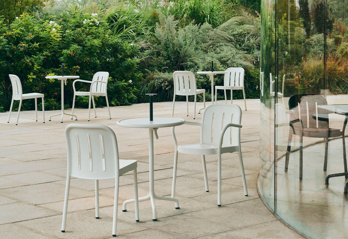 Deville Table, Julien renault, Hay