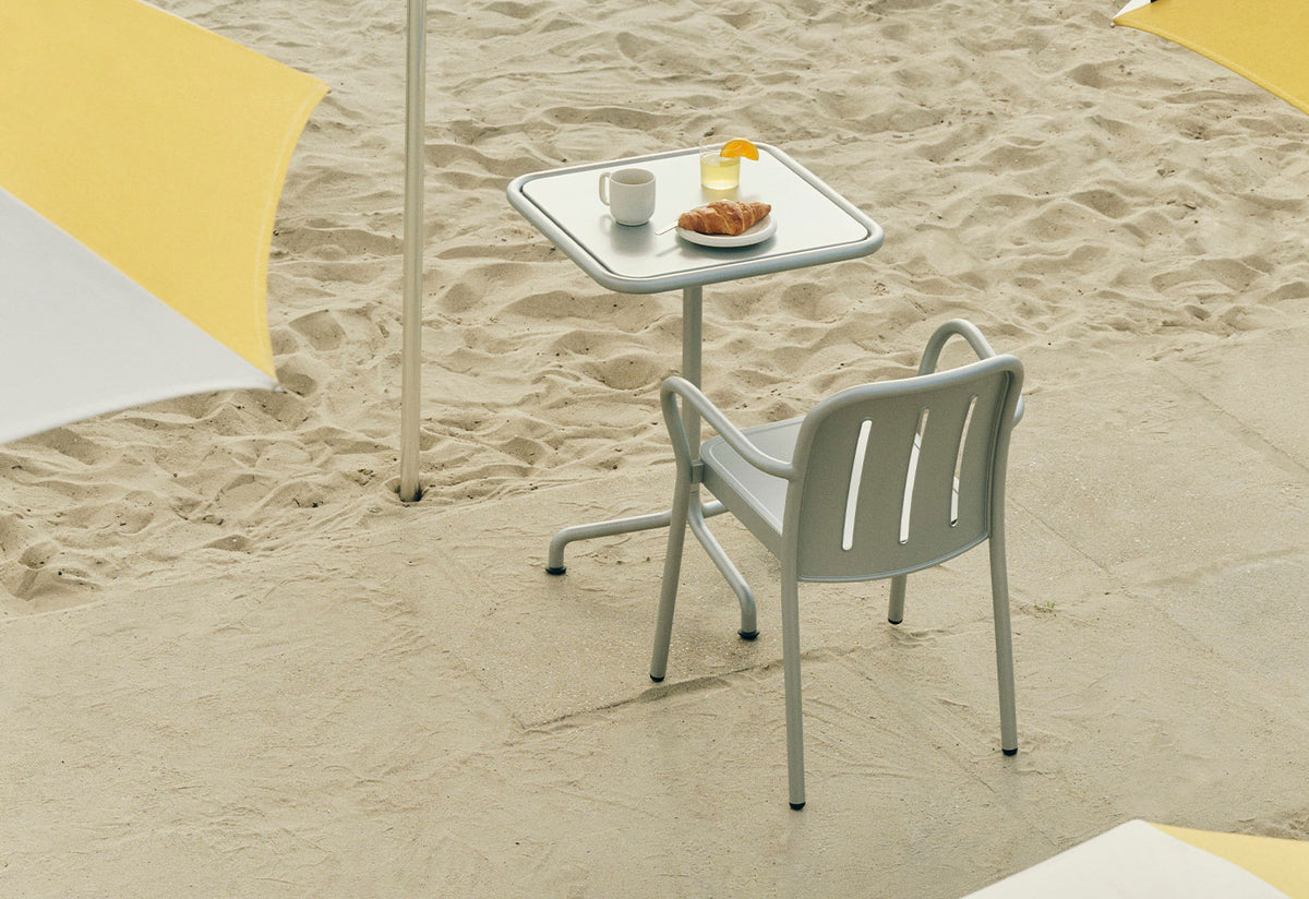 Deville Table, Julien renault, Hay