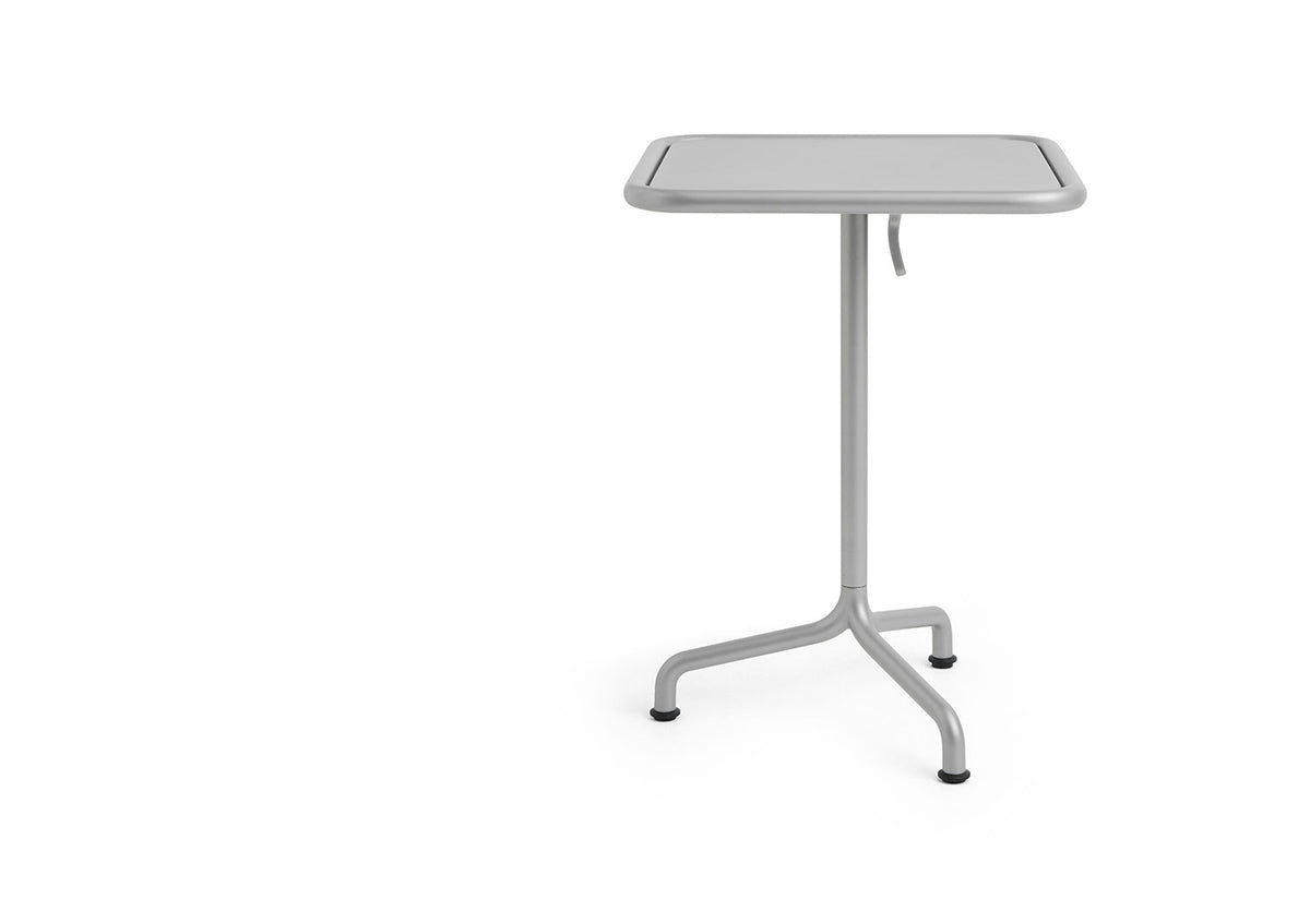 Deville Table, Julien renault, Hay