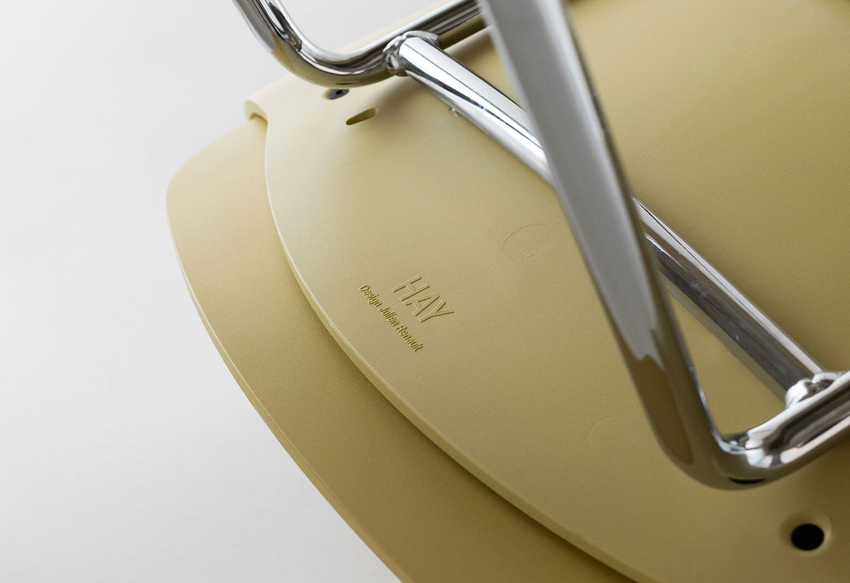 Layout Armchair | Tube Base, Julien renault, Hay