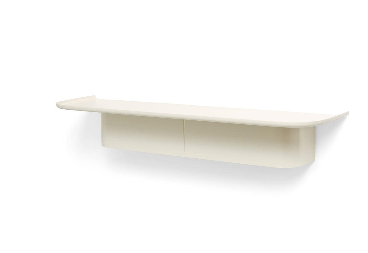 Korpus Shelf, Andreas bergsaker, Hay