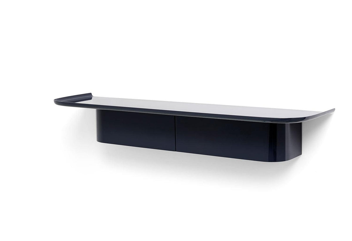 Korpus Shelf, Andreas bergsaker, Hay