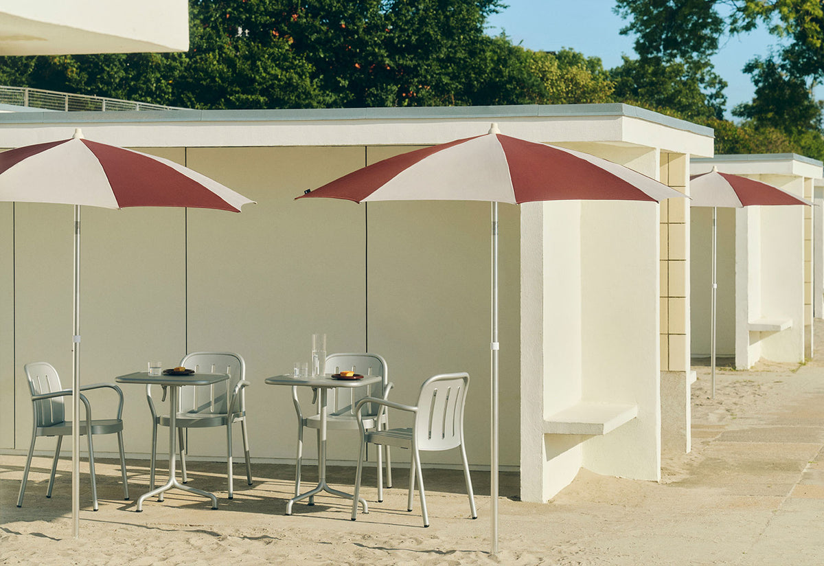 Terrazza Parasol | Octagon, Hay