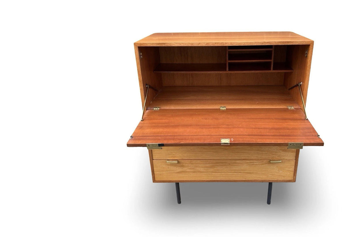 Robin Day | Interplan Writing Desk W | 1954, Robin day