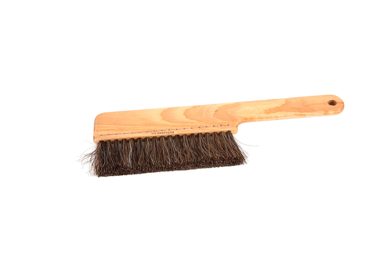 Table Brush, Iris hantverk