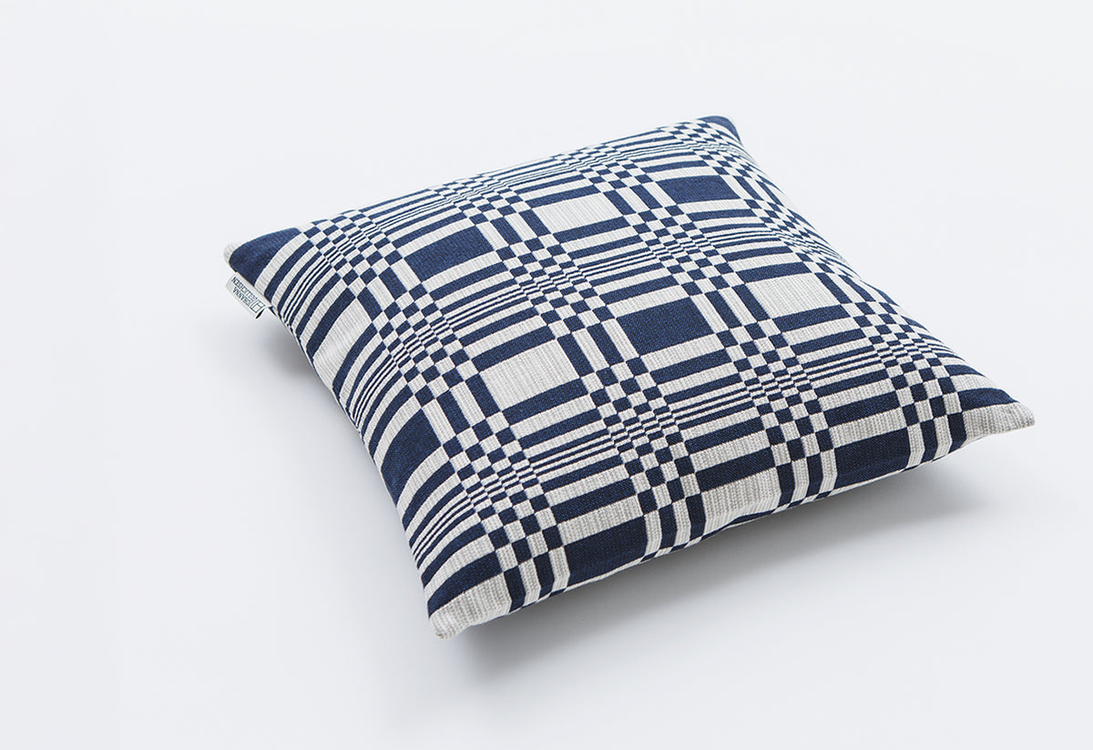 Doris Cushion, Johanna gullichsen