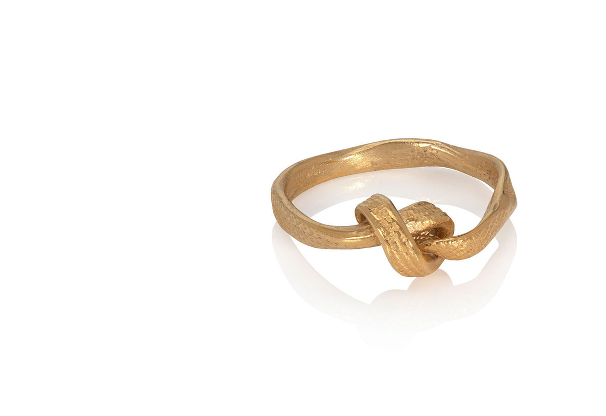 Bashed Knot Ring, Kei tominaga
