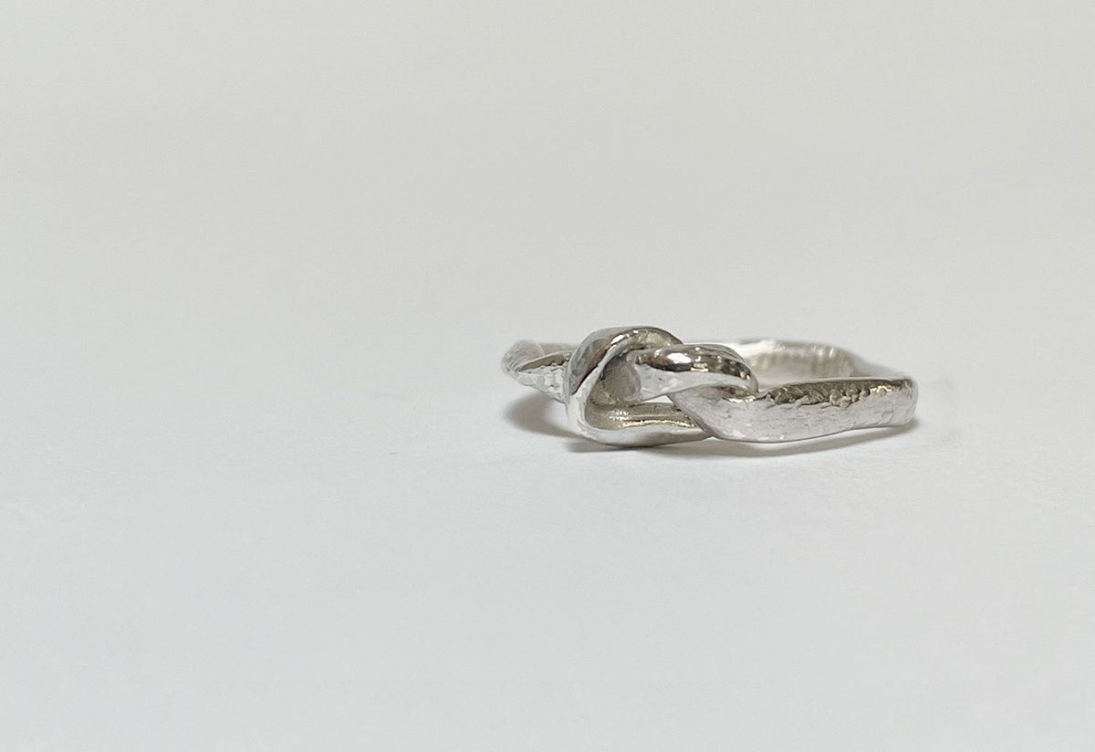 Bashed Knot Ring, Kei tominaga