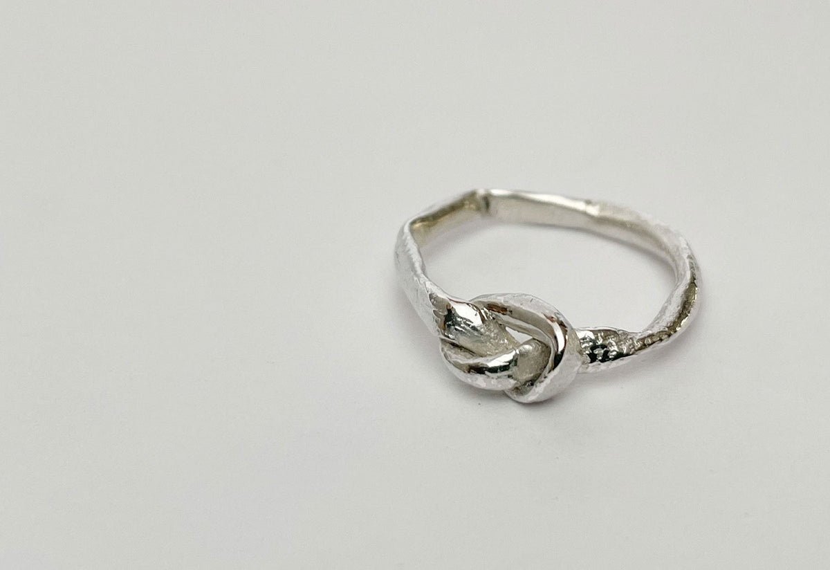 Bashed Knot Ring, Kei tominaga
