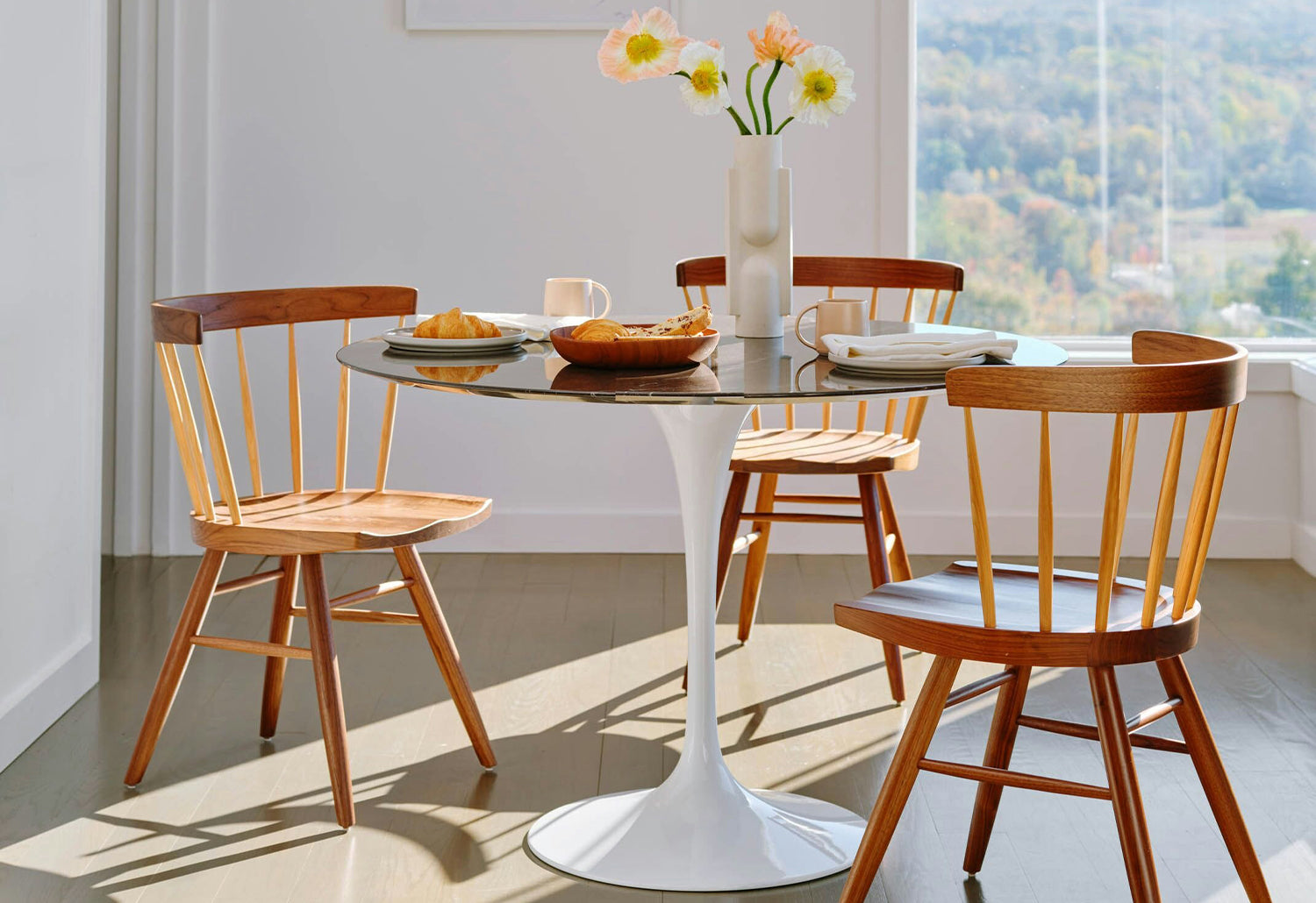 Tulip Dining Table Round White Base twentytwentyone