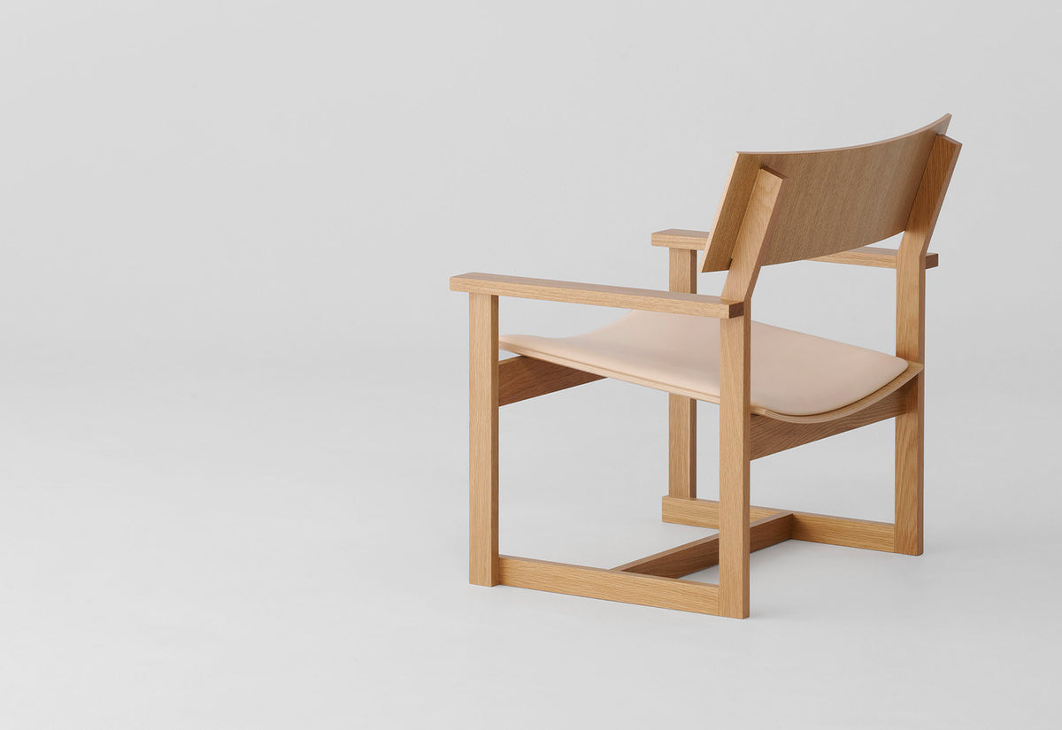 Makuri Lounge Chair | Upholstered, Michael anastassiades, Koyori