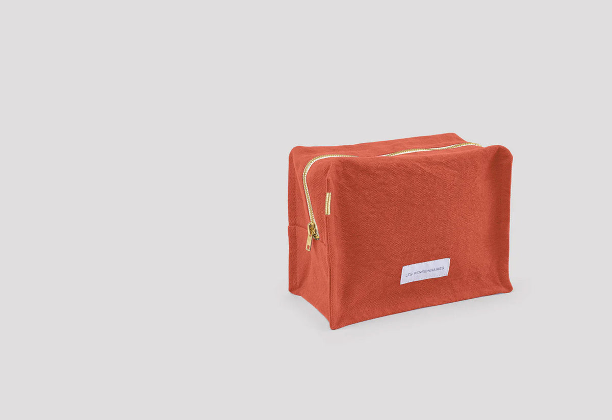 Cube Toiletry Bag, Les pensionnaires