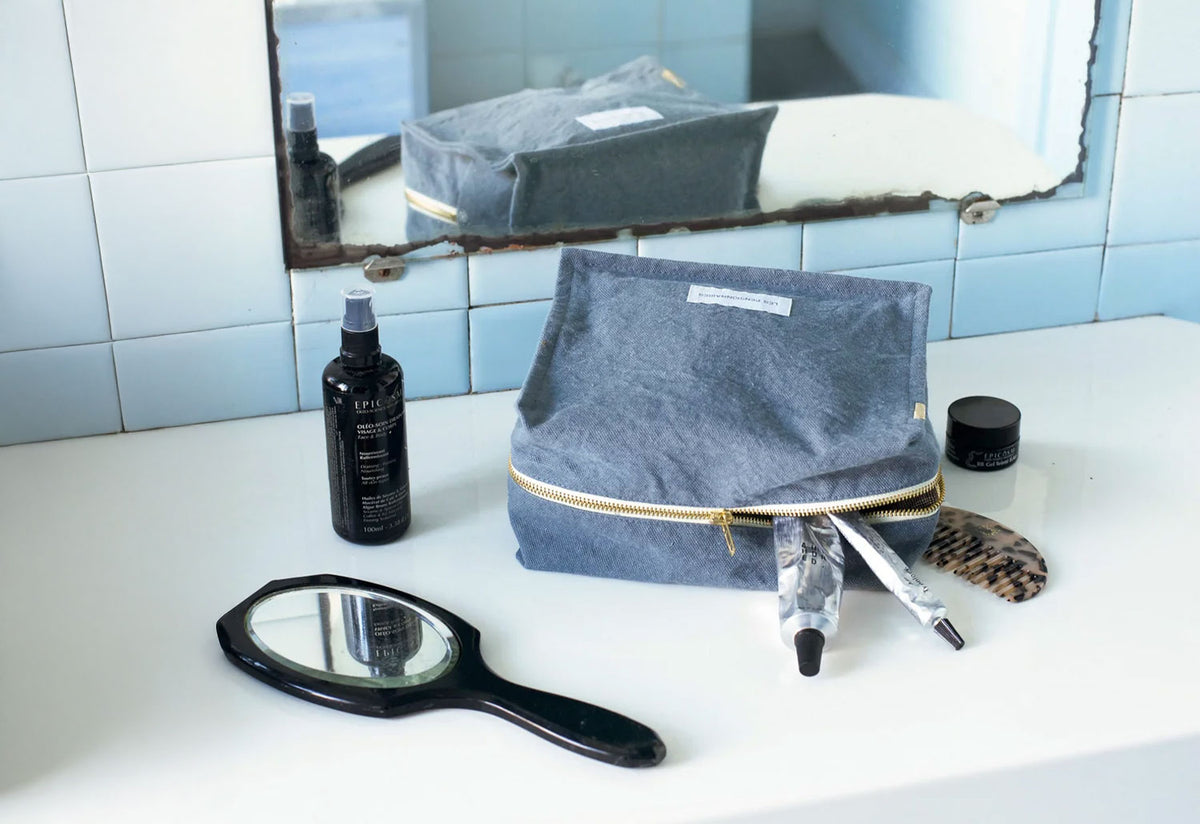 Cube Toiletry Bag, Les pensionnaires