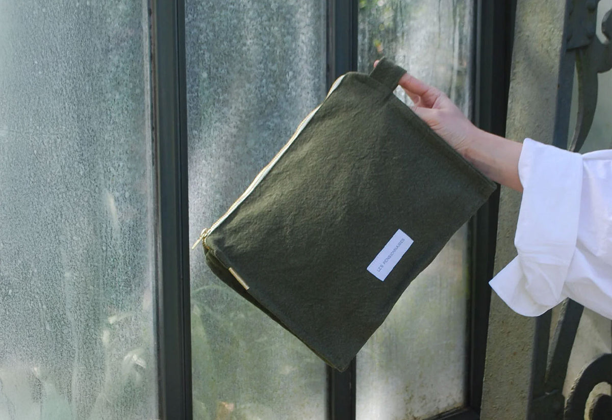 Toiletry Bag, Les pensionnaires