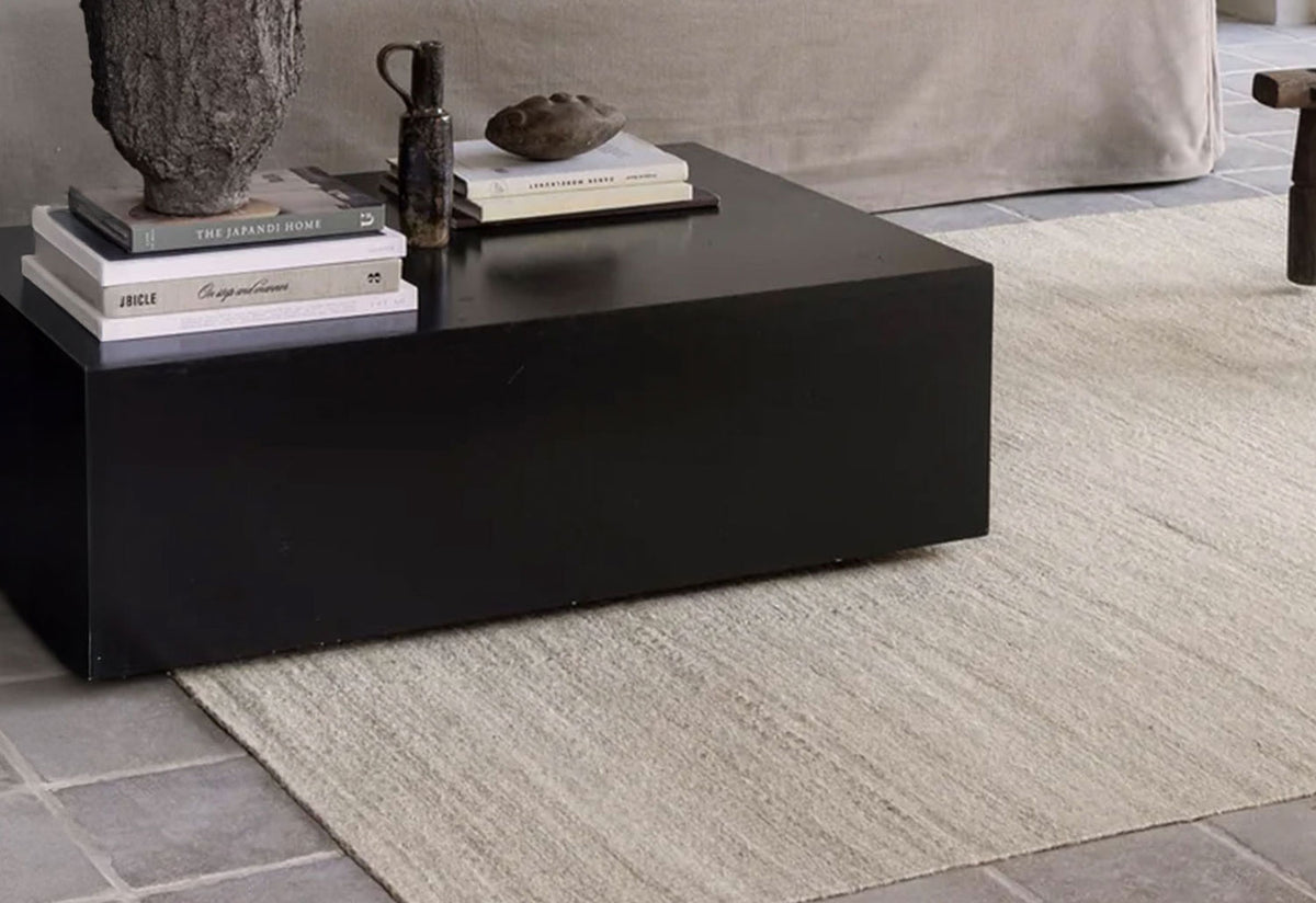 Still Aya Rug, Urd moll gundermann, Linie design