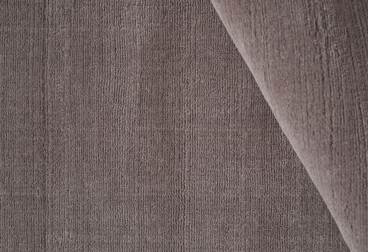 Halo Cloud Rug | Circle, Urd moll gundermann, Linie design