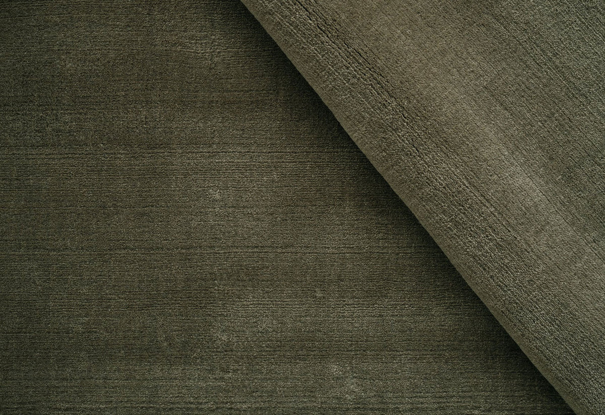 Halo Cloud Rug | Circle, Urd moll gundermann, Linie design