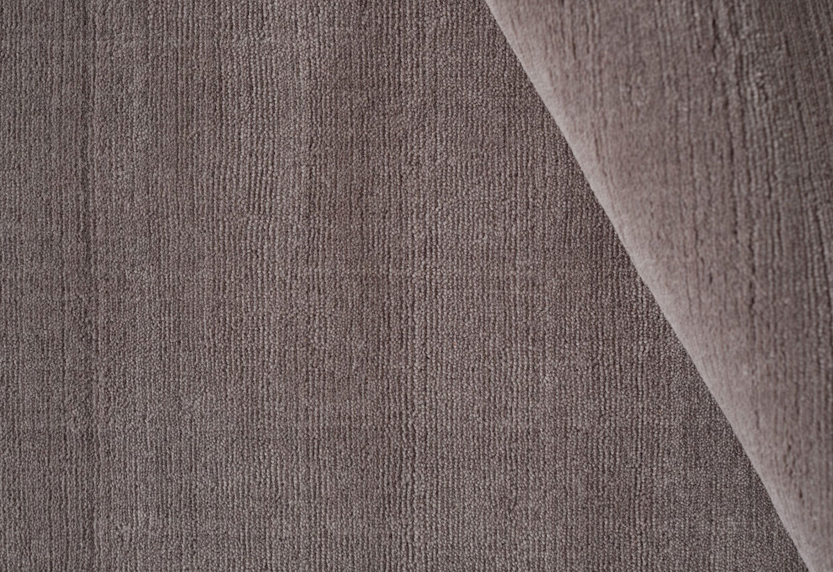 Halo Cloud Rug | Rectangle, Urd moll gundermann, Linie design