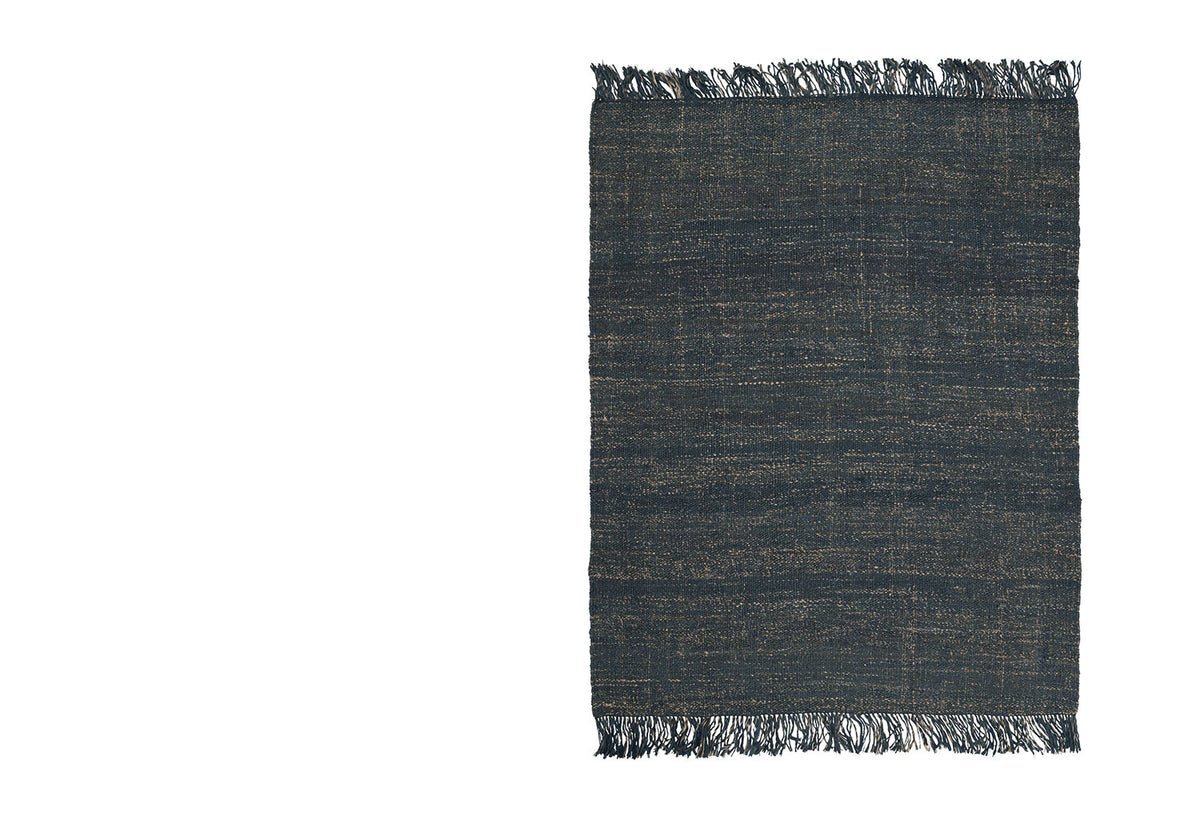 Nessa Rug, Urd moll gundermann, Linie design