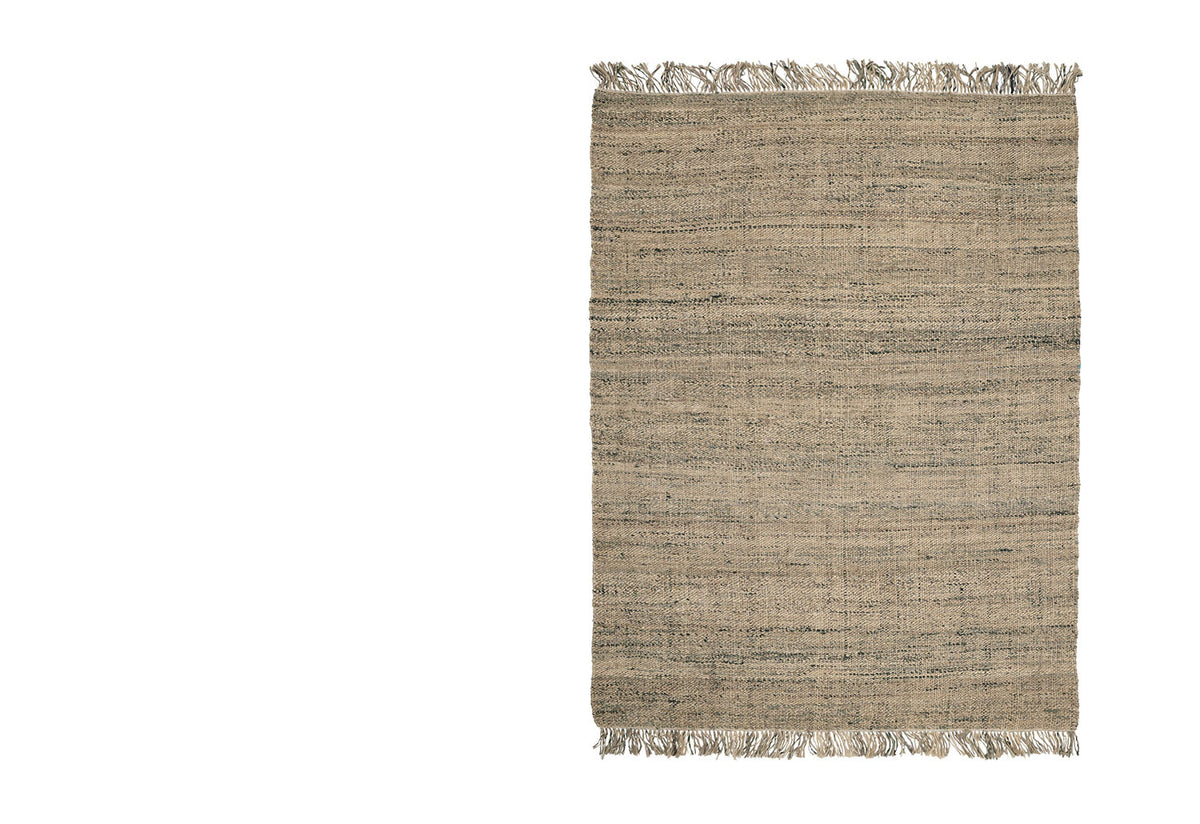 Nessa Rug, Urd moll gundermann, Linie design