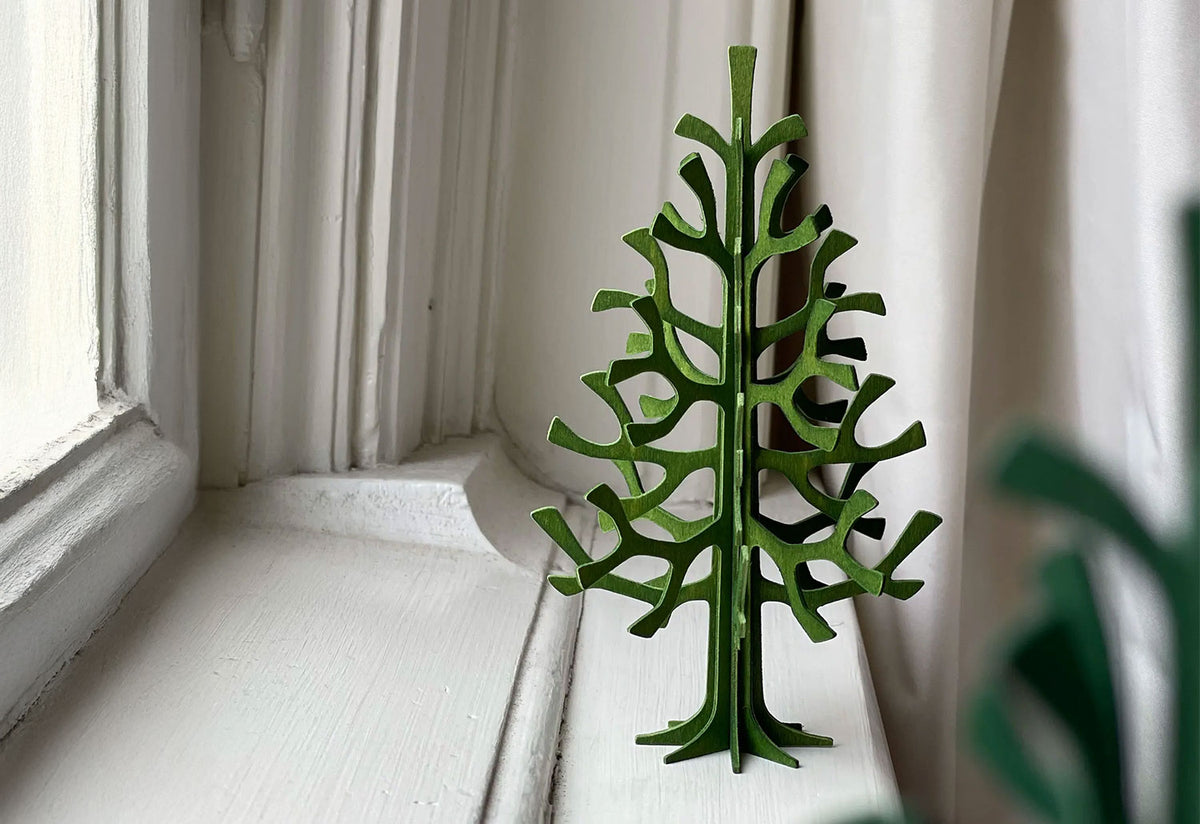 Spruce Christmas Tree, Lovi