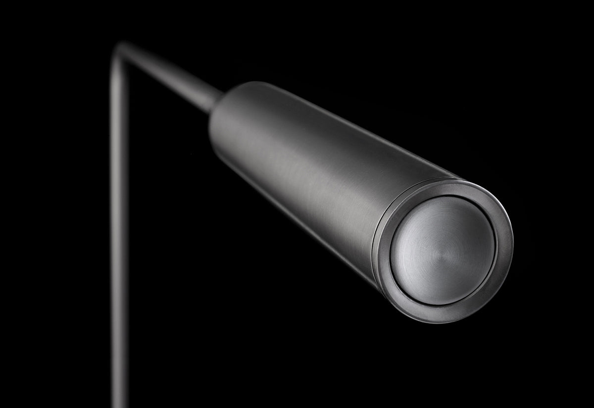 Flo Floor Lamp, Foster and partners, Lumina italia