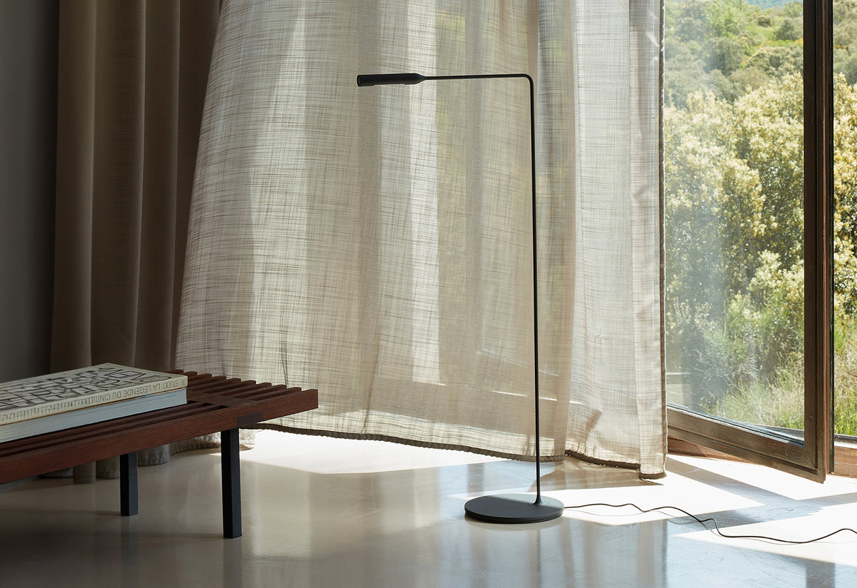 Flo Floor Lamp, Foster and partners, Lumina italia