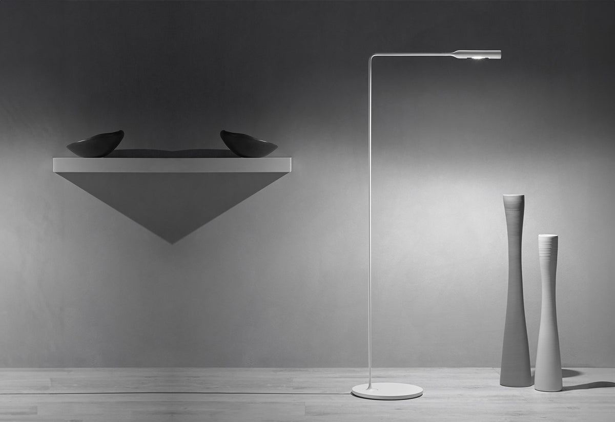 Flo Lounge Lamp, Foster and partners, Lumina italia