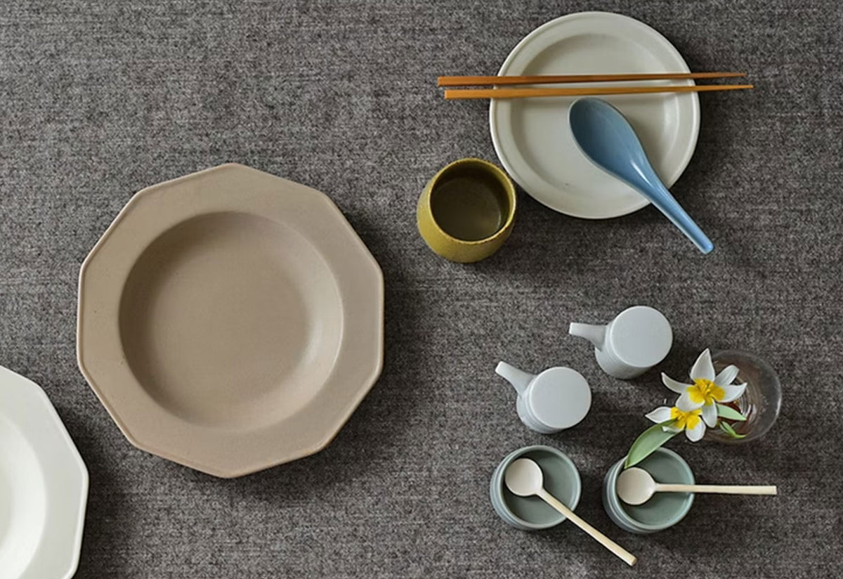 Fond de Sauce Pitcher, Studio m', Marumitsu poterie